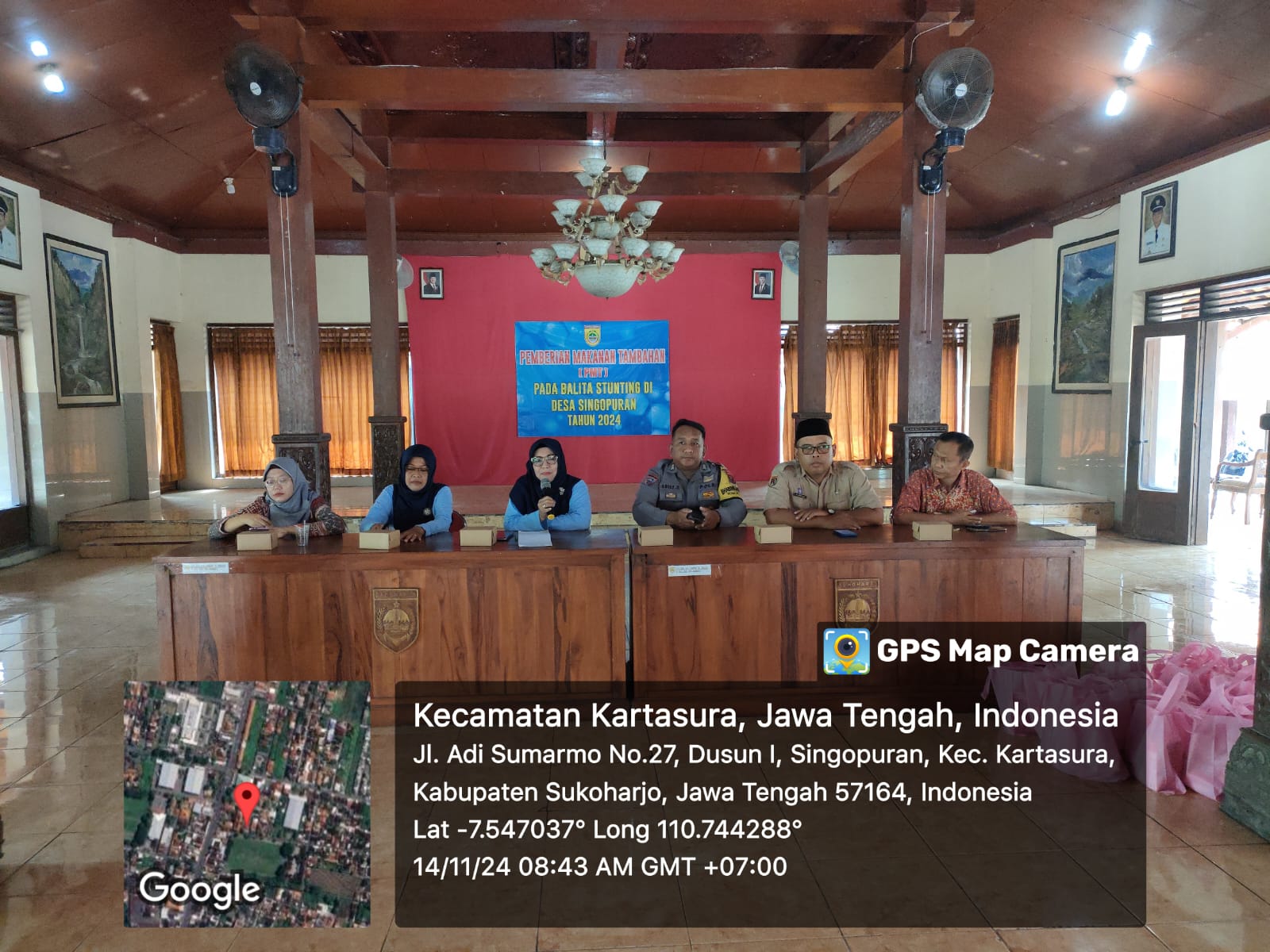 PEMBAGIAN PMT BAGI BALITA SE DESA SINGOPURAN